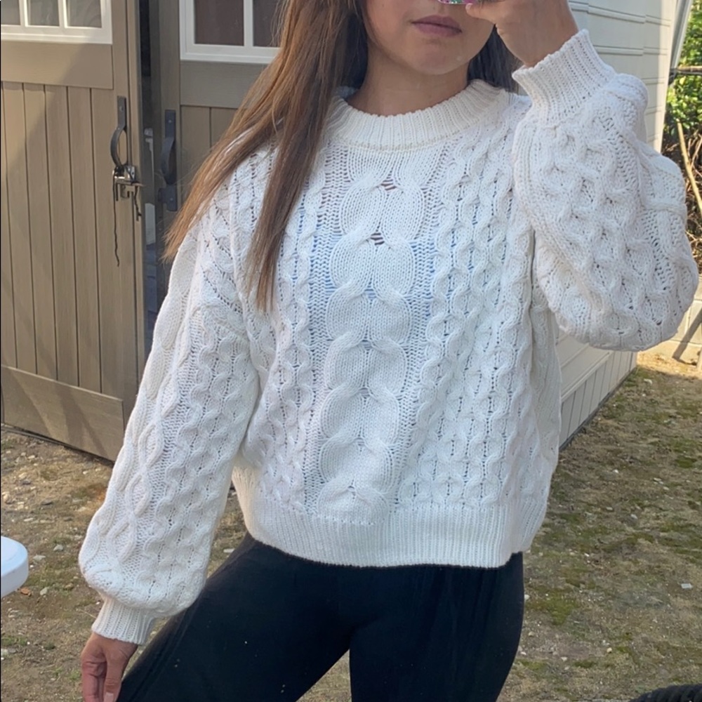 NWT Moon & Madison Cream loose Heavy Knit Sweater
